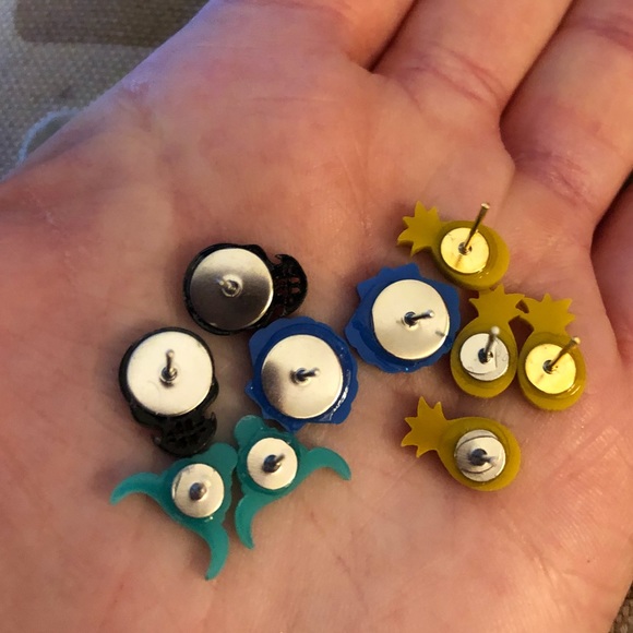 Handmade Gold Glitter Pineapple Stud Earrings! - Picture 5 of 6